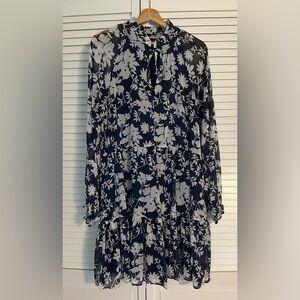 RNStudio by Ronnie Nicole Navy & White Floral Long-sleeve Midi Dress